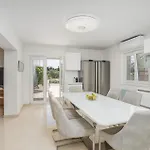 3 Bedroom Amazing In Tribunj