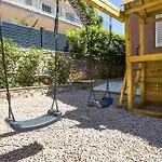 3 Bedroom Amazing In Tribunj Holiday home
