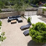 3 Bedroom Amazing In Tribunj