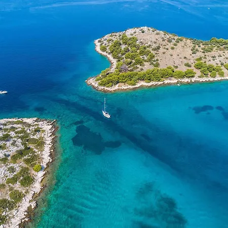 Σπίτι διακοπών Lovely In Tribunj With Wifi Tribalj