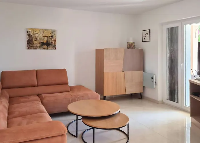 Lovely In Tribunj With Wifi Tribalj