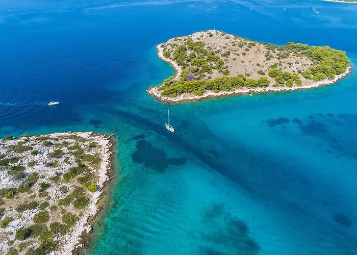 Vakantiehuis Lovely In Tribunj With Wifi Tribalj